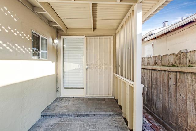 Image 3 of 19 For 2280 Glen Way