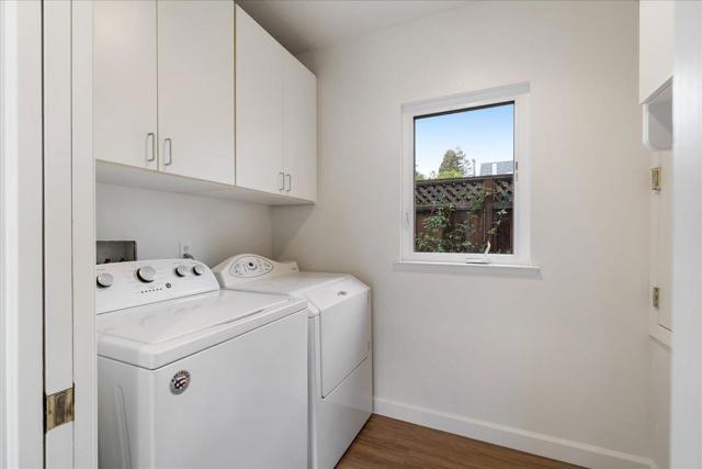 334 Park Way, Santa Cruz CA: https://media.crmls.org/mediaz/86e60f53-9c0e-45a9-b3d3-4d6185dc2097.jpg