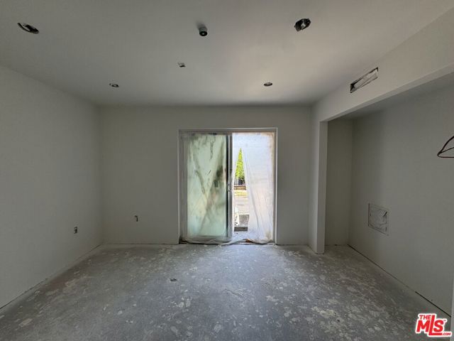 14728 Friar Street, Van Nuys CA: https://media.crmls.org/mediaz/86e61d9a-08f9-40c8-a42b-3002c77a9ebf.jpg