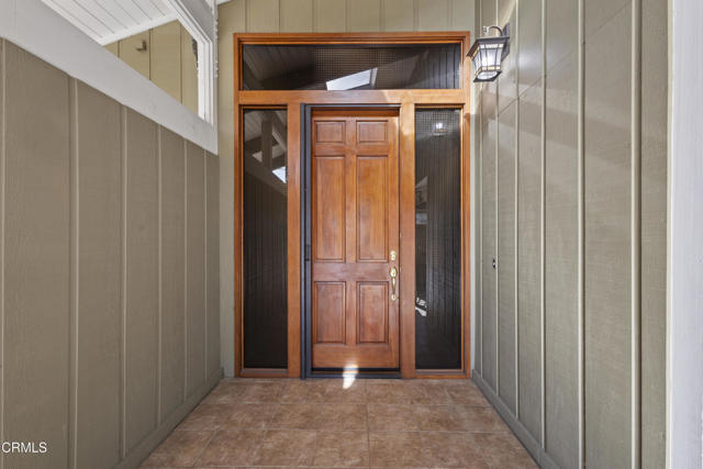 590 Alosta Drive, Camarillo CA: https://media.crmls.org/mediaz/86e71954-dfb9-4b8a-ada7-bdfac87f5949.jpg