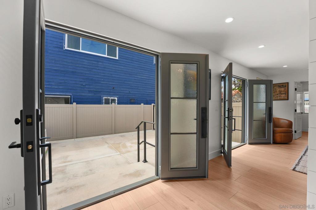 838 Portsmouth Court - photo 5