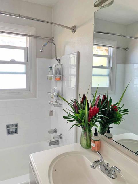 1138 Laurel Street, Santa Cruz CA: https://media.crmls.org/mediaz/86e88be7-2d98-4cbf-bf1e-4e7e21d62926.jpg