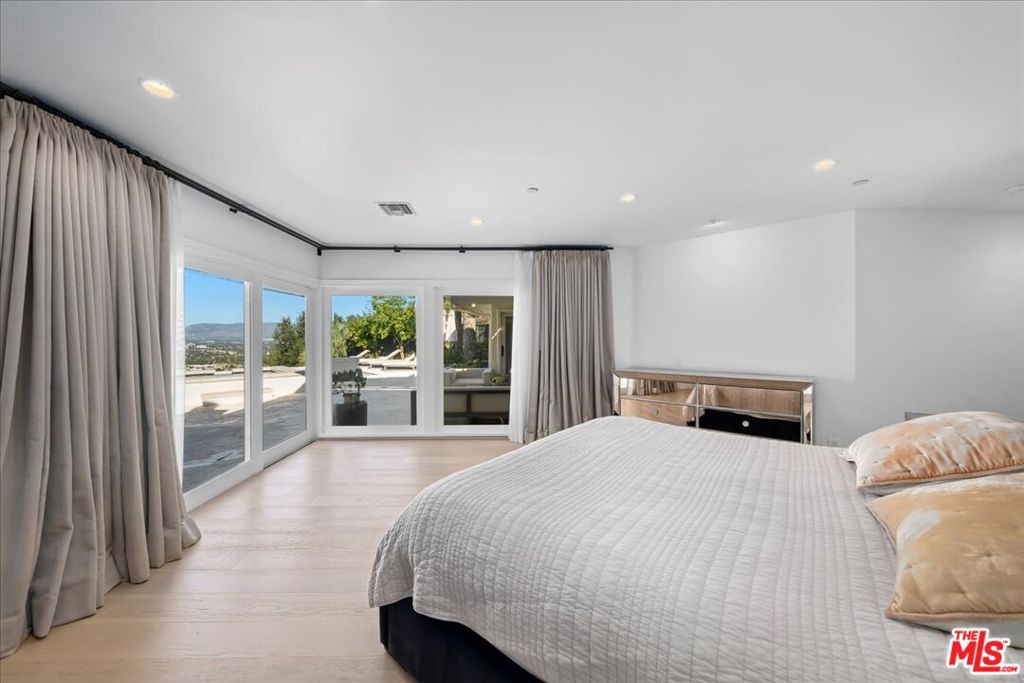 3819 Sherview DriveSherman Oaks img 26