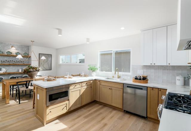 Detail Gallery Image 15 of 29 For 2728 Russmar Dr, San Diego,  CA 92123 - 3 Beds | 2 Baths