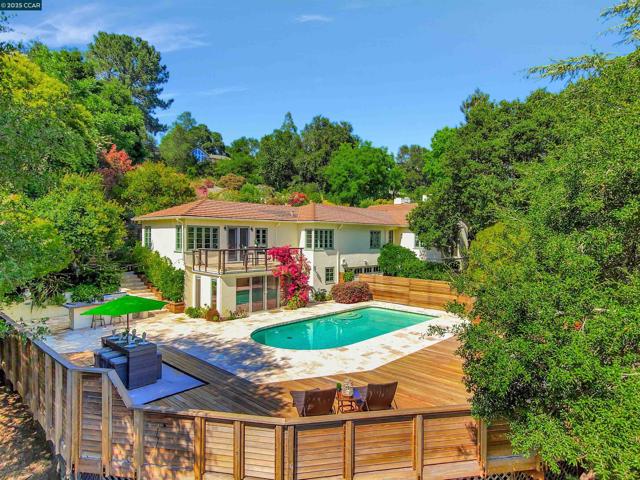 23 El Verano, Orinda CA: https://media.crmls.org/mediaz/86ea4b12-1b4c-4412-90b1-ad7b595157d1.jpg