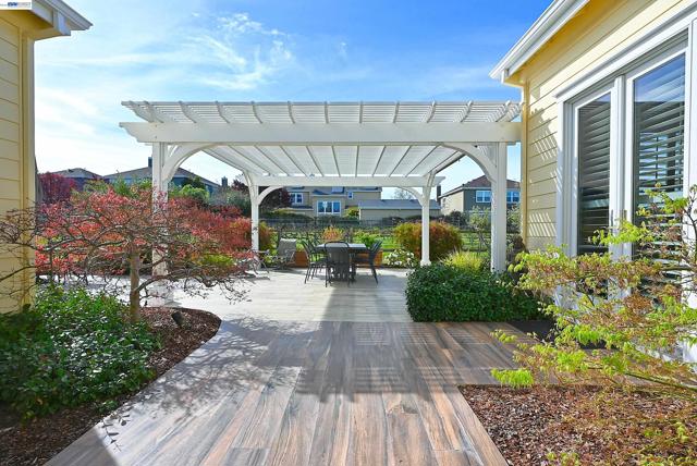 Image 38 of 59 For 2221 Leccino Ct