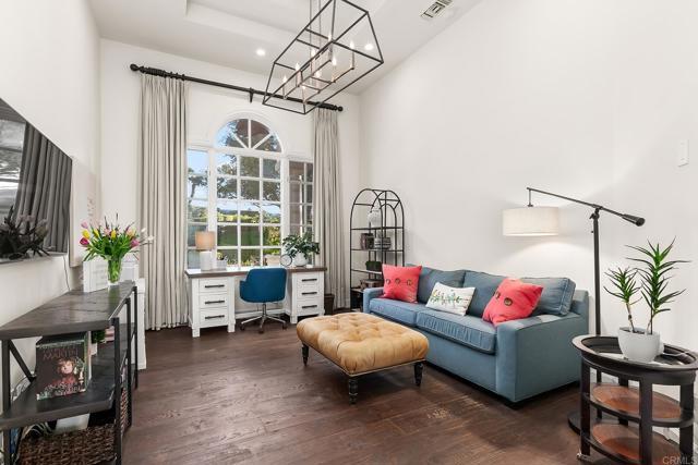 8374 St Andrews Rd, Rancho Santa Fe CA: https://media.crmls.org/mediaz/86ea4fd2-5745-40a3-9e61-db52260ebf0f.jpg