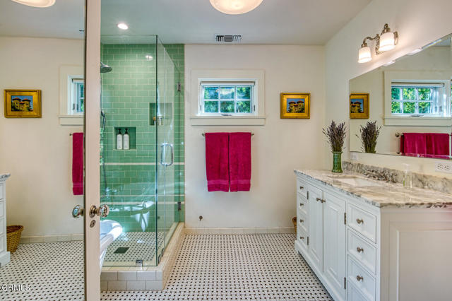 Detail Gallery Image 21 of 34 For 1881 Paloma St, Pasadena,  CA 91104 - 3 Beds | 2 Baths