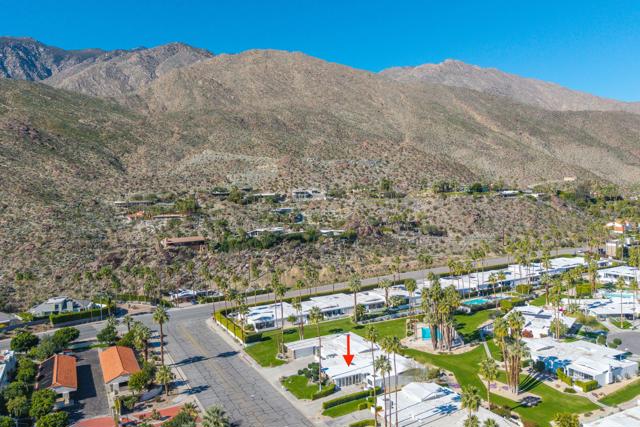 246 E Avenida Granada, Palm Springs, CA 92264