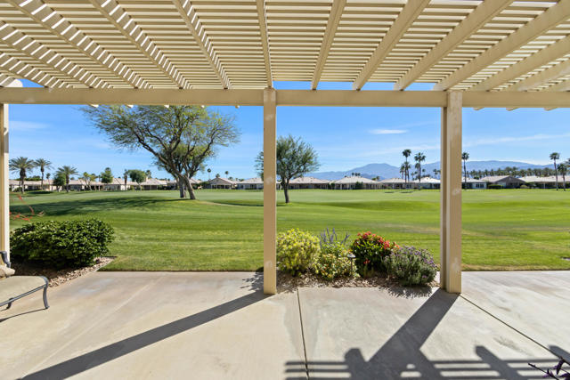 feature listing property photo