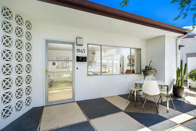 1943 E Tachevah Drive, Palm Springs CA: https://media.crmls.org/mediaz/86ef86da-4c61-4ae0-959b-5f405ef92c8d.jpg