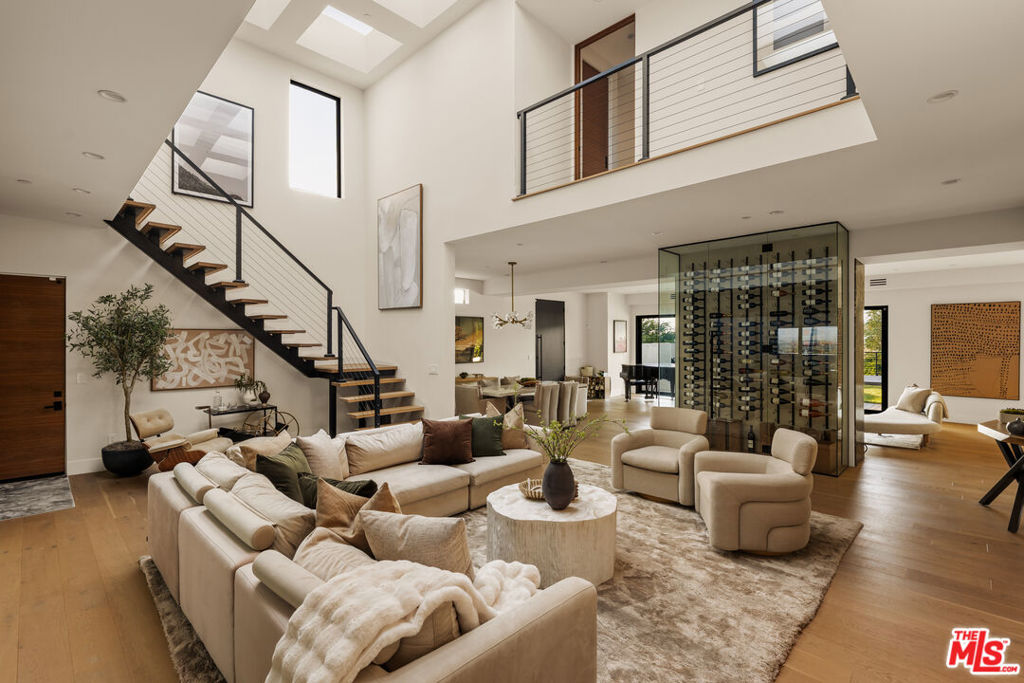 MLS #26733425 image #3