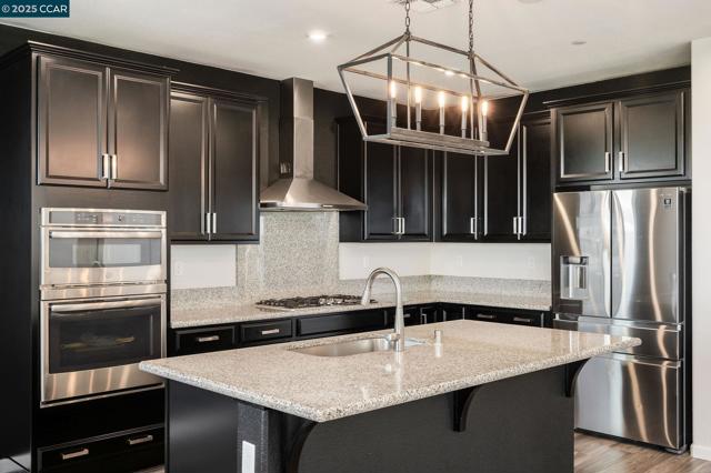 9603 Del Seis Dr, Sacramento CA: https://media.crmls.org/mediaz/86f0b980-f79e-44fb-8d65-2252f48ecf66.jpg