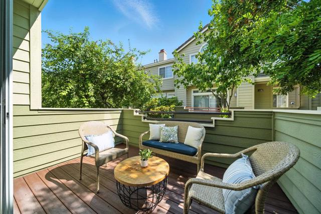 1151 La Rochelle Terrace, Sunnyvale CA: https://media.crmls.org/mediaz/86f11603-e446-4ccb-b32a-84a025cc3c6e.jpg