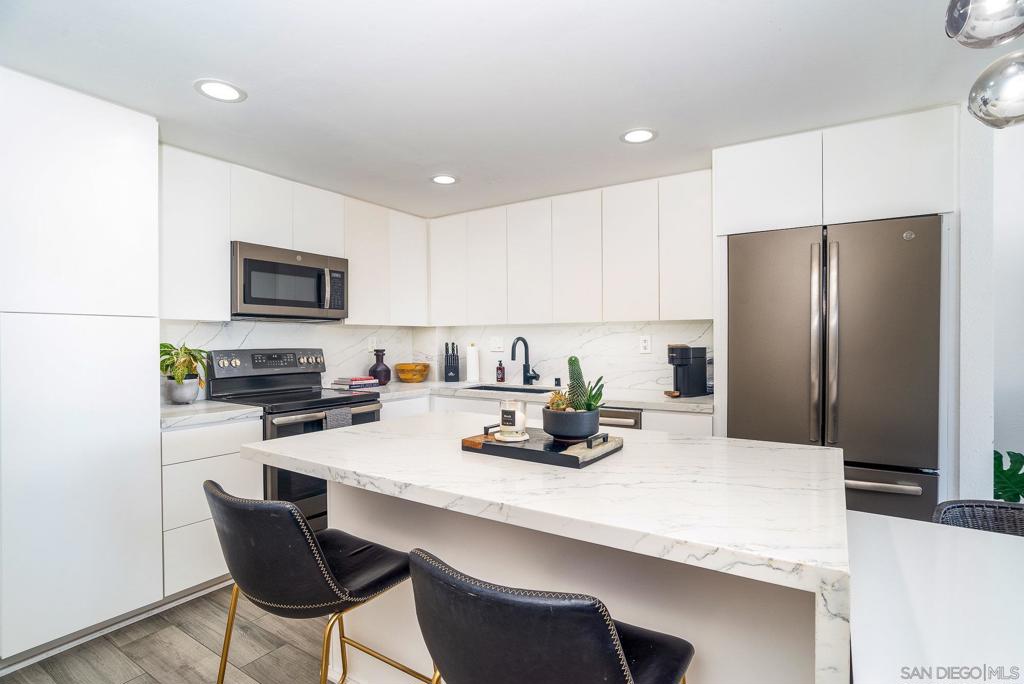 MLS #250030706SD image #7