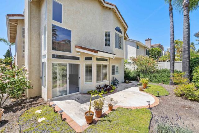 11389 Via Playa De Cortes, San Diego CA: https://media.crmls.org/mediaz/86f1f866-0959-471b-9dd3-0c20c7c31b92.jpg