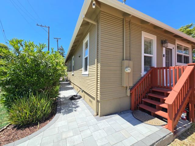 38 Monterey Street, San Juan Bautista CA: https://media.crmls.org/mediaz/86f3d406-c5e0-4e6f-bb38-a605b6d067f8.jpg