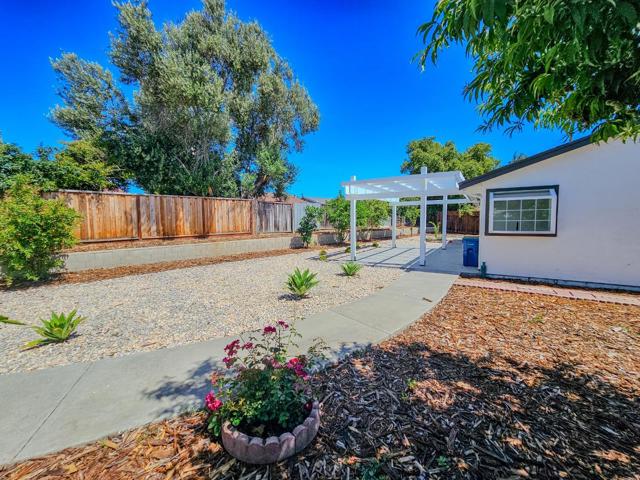 449 Chilberg Court, San Jose CA: https://media.crmls.org/mediaz/86f3d67a-d388-422b-ad9f-b2d445fb90ef.jpg