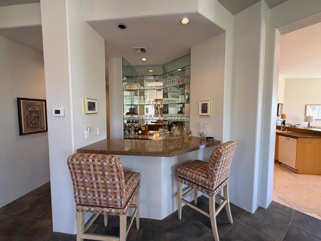 79765 Tangelo, La Quinta CA: https://media.crmls.org/mediaz/86f45859-cad9-49cf-baec-12207a1d5834.jpg