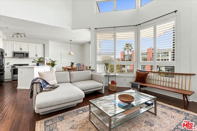 13044 Pacific Promenade, 408