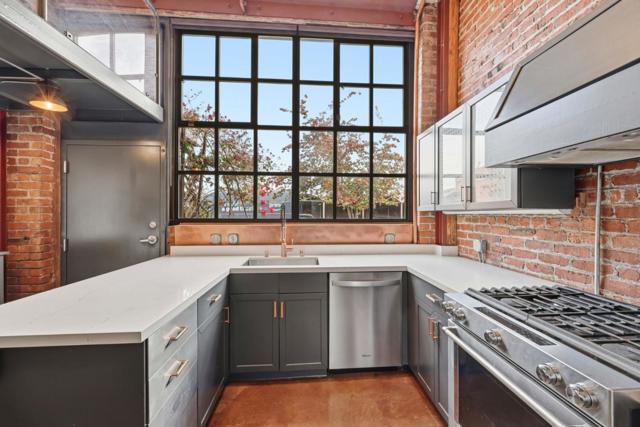 1501 37th Avenue, Oakland CA: https://media.crmls.org/mediaz/86f5887e-b902-4c59-8d67-183a3714186a.jpg