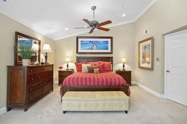 304 AVONDALE LANE, Livermore CA: https://media.crmls.org/mediaz/86f5f065-7434-4e45-89c0-3223e1c64542.jpg