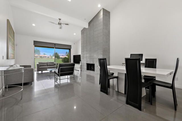 78800 Montego Bay Circle, Bermuda Dunes CA: https://media.crmls.org/mediaz/86f5f710-5c52-479e-a712-4d94b304f715.jpg