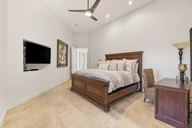 334 Crest Lake Drive, Palm Desert, CA 92211