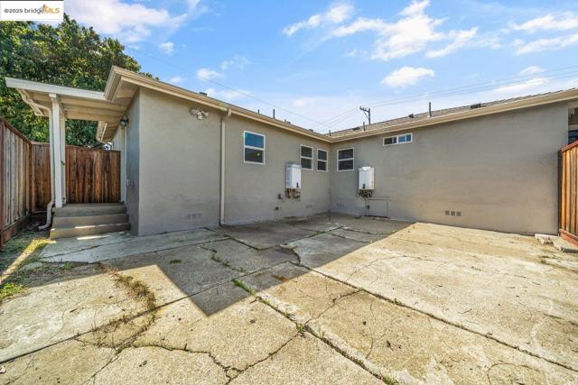 96 Highway Avenue, Bay Point CA: https://media.crmls.org/mediaz/86f659a4-272b-49bf-a301-dd810b8539e3.jpg