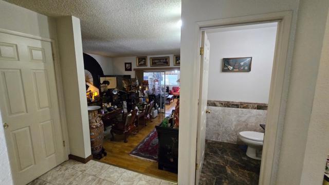 2071 Sunset View Place, San Jose CA: https://media.crmls.org/mediaz/86f715bf-e200-4d6e-bbd3-e331378e833f.jpg
