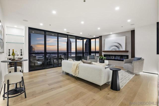 Image 12 of 1 For 700 Front St #1402  1402