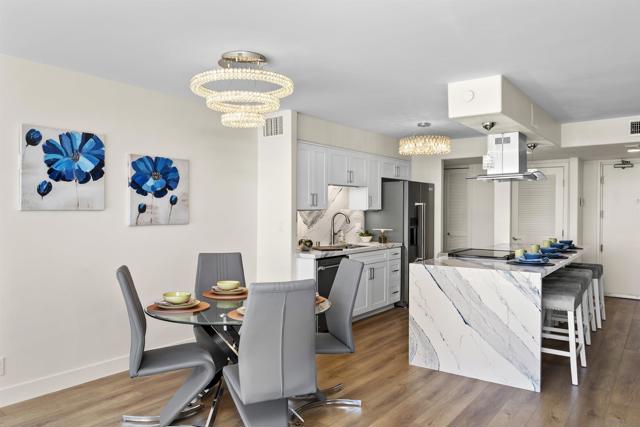 1820 Avenida del Mundo, Coronado CA: https://media.crmls.org/mediaz/86fb701a-2f40-488a-ac6b-4e17d6d97554.jpg