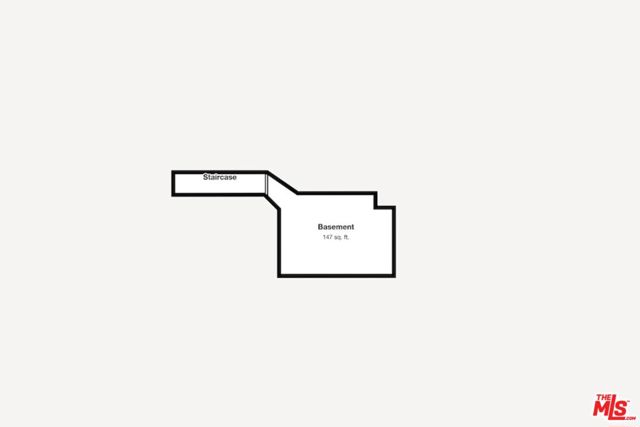1027 S Lucerne Boulevard, Los Angeles CA: https://media.crmls.org/mediaz/86fbb21e-bcc3-4d02-acba-b18747114dca.jpg