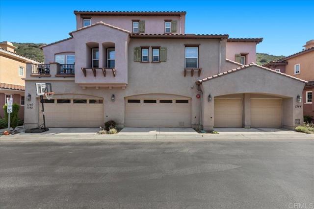 1342 Sky Ridge Court, San Marcos CA: https://media.crmls.org/mediaz/86fc0a58-da13-41b5-af10-87993f64f2a2.jpg