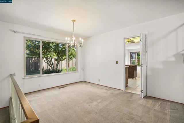 220 Daylight Pl, Danville CA: https://media.crmls.org/mediaz/86fd9aff-609b-4e12-b3c7-d8c43f80468f.jpg
