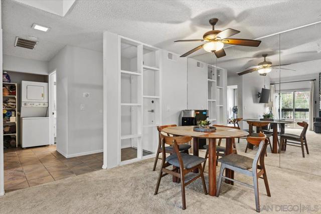 10250 Caminito Cuervo, San Diego CA: https://media.crmls.org/mediaz/86fde5e3-5b0e-4ded-8d65-628c1bc18a49.jpg