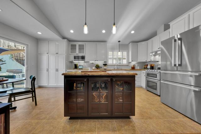 865 Valley Oak Drive, Hollister CA: https://media.crmls.org/mediaz/86fed6fd-6c41-4e4b-ae45-afb29f40a86b.jpg
