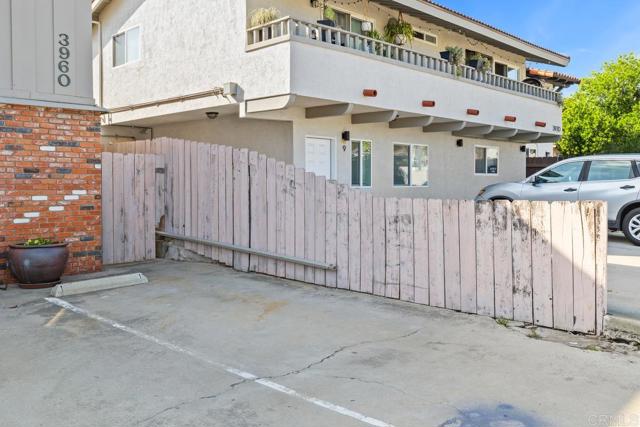 Detail Gallery Image 5 of 31 For 3960 Arizona St #1,  San Diego,  CA 92104 - 2 Beds | 2 Baths