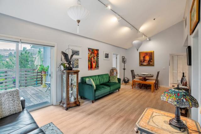 25351 Boots Road, Monterey CA: https://media.crmls.org/mediaz/87003c55-b13f-4b46-8227-1751f1776234.jpg