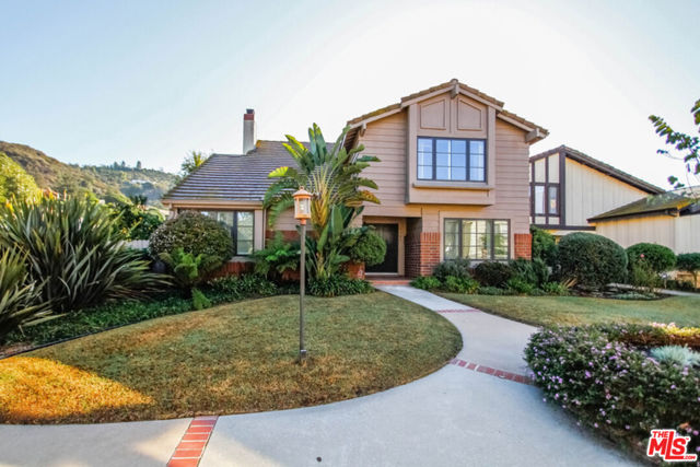 1345 Avenida De Cortez, Pacific Palisades, CA 90272