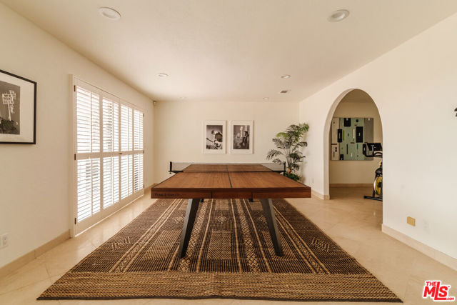 3837 Paseo De Las Tortugas, Torrance CA: https://media.crmls.org/mediaz/8700d68f-4fb5-4343-bd37-4fa88fb5c429.jpg