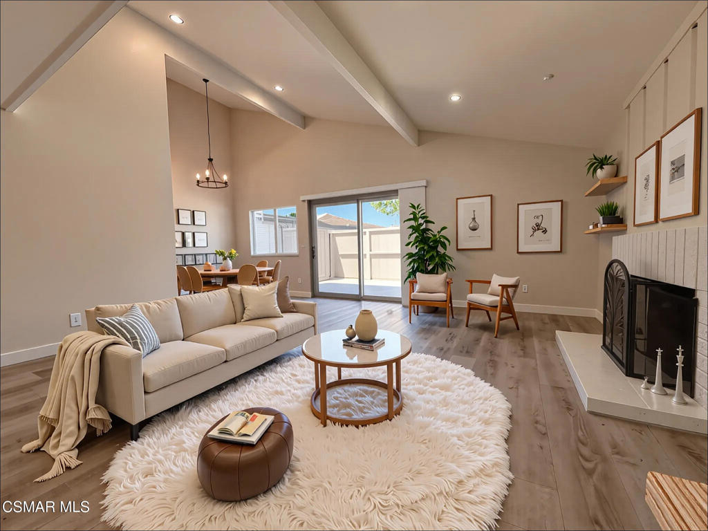 240 W Vineyard Avenue