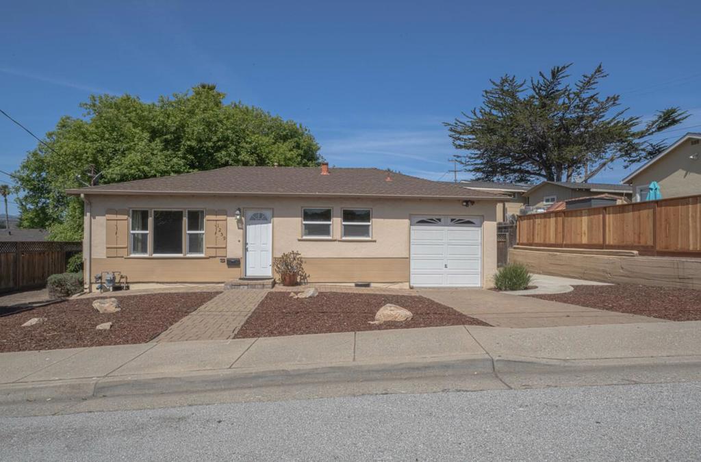 1259 Hillsdale Street