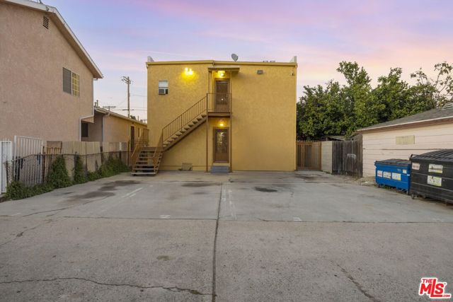 383 W 14th Street, San Pedro CA: https://media.crmls.org/mediaz/87037a49-8f51-4889-b633-74ccc4bbcead.jpg