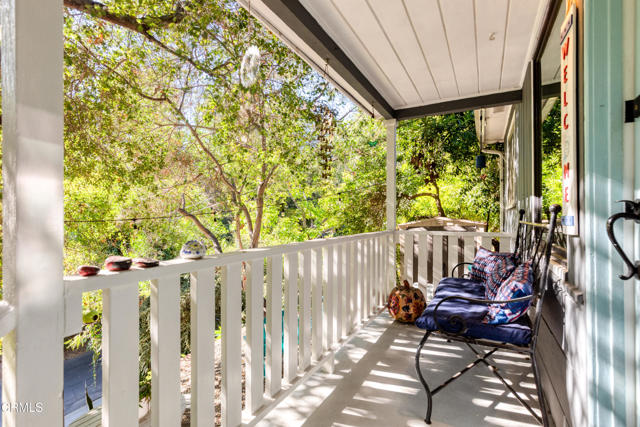 354 Glenullen Drive, Pasadena CA: https://media.crmls.org/mediaz/870383b4-b5c5-4a8d-938a-cbe8272aa7ab.jpg