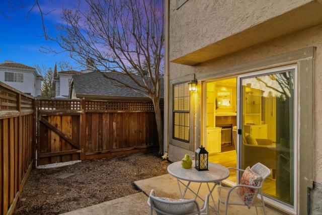 340 W Sunnyoaks Avenue, Campbell CA: https://media.crmls.org/mediaz/87047426-8272-4e84-91f1-d16aa1c3f73c.jpg