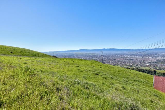 0 Bella Madeira Lane, San Jose CA: https://media.crmls.org/mediaz/87051303-8157-4828-9810-aa7ce278a06f.jpg