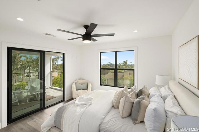 1170 Chinquapin AVE, Carlsbad CA: https://media.crmls.org/mediaz/8705258a-6fd4-434c-812f-46c423a2b34e.jpg