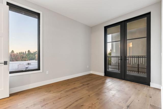 231 Hope Street, Mountain View CA: https://media.crmls.org/mediaz/870565a3-763a-4745-826d-d3cbe82580eb.jpg