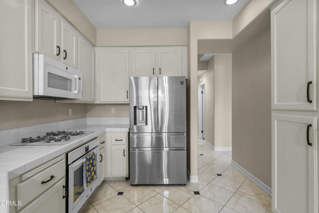 Detail Gallery Image 17 of 48 For 5297 Paseo Ricoso, Camarillo,  CA 93012 - 3 Beds | 2/1 Baths